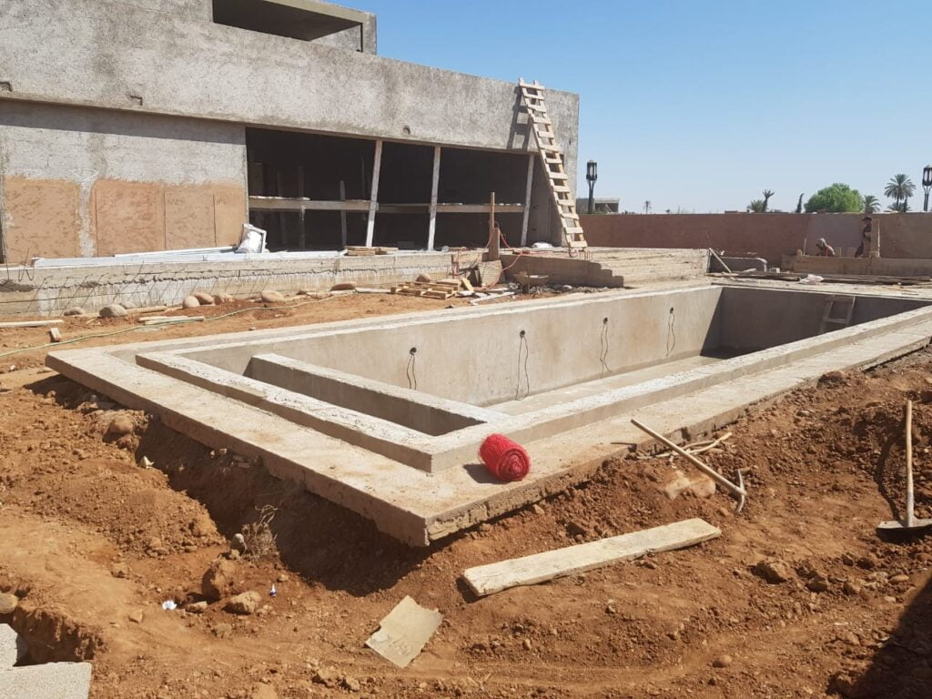 Construction d'une piscine chrifia